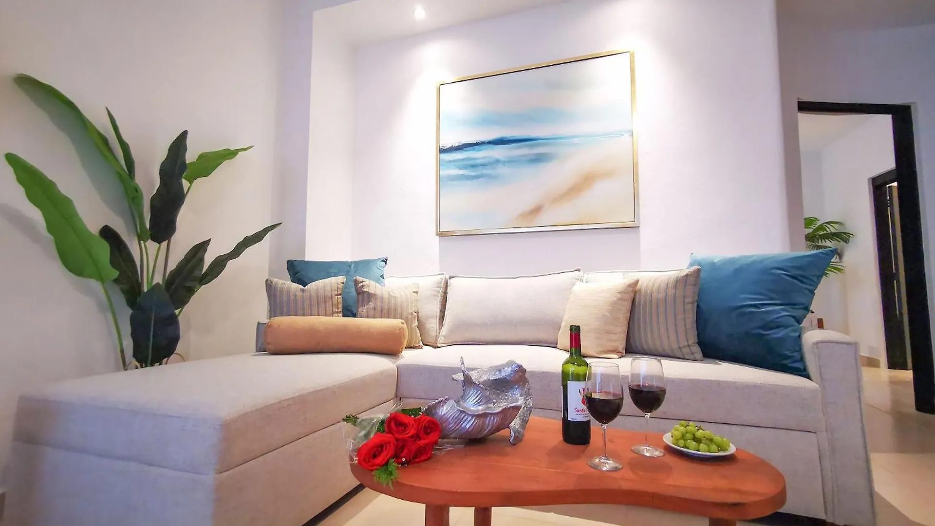 Apartments 6 Blocks To Beach, Roof Terrace With Spa Tub & Bbq プエルトバラータ