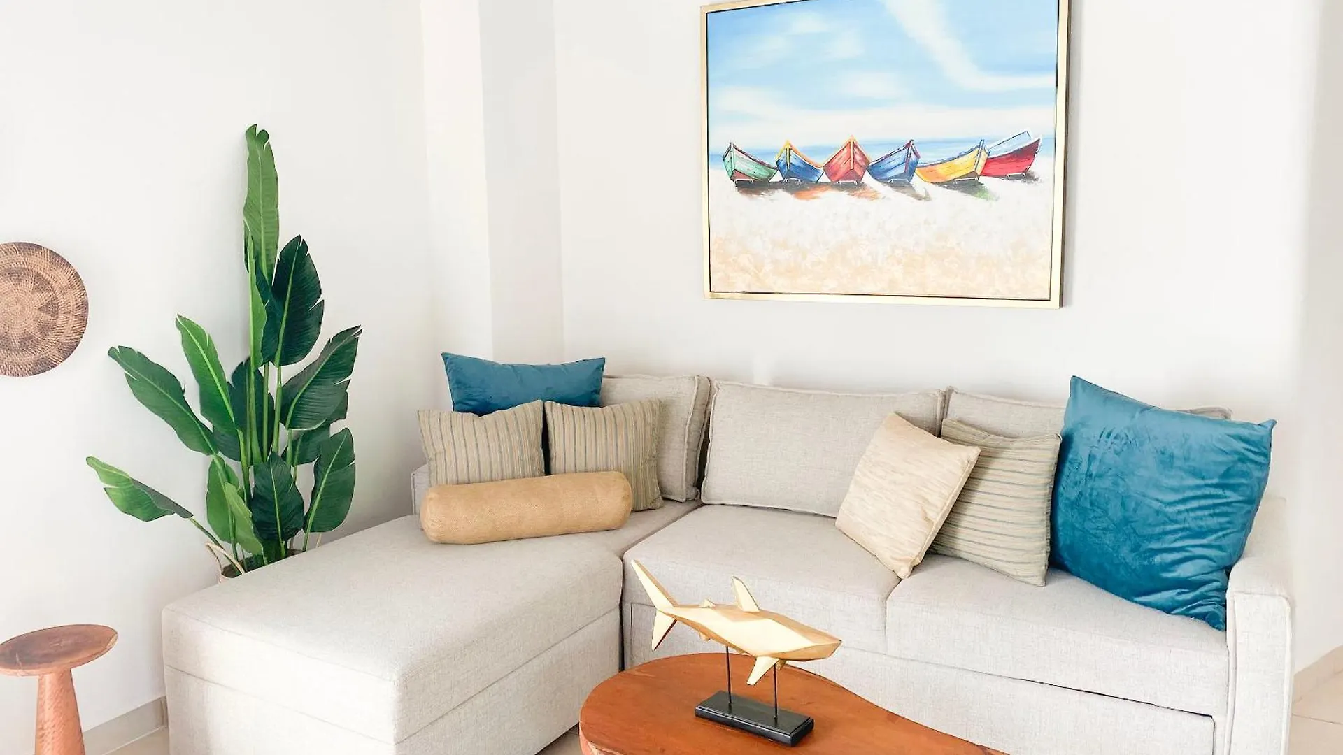 Apartments 6 Blocks To Beach, Roof Terrace With Spa Tub & Bbq プエルトバラータ